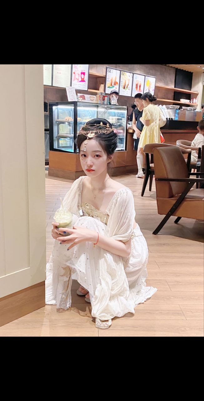 《星星在等我们》票房仅5.9万：是观众抛弃了文艺片，还是市场放弃了星星？