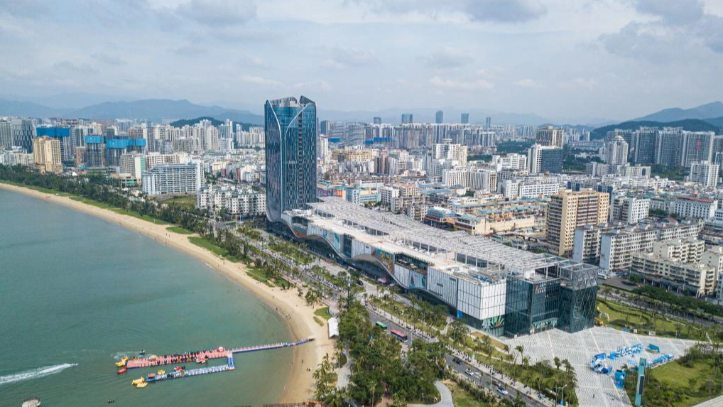 封关倒计时！海南自贸港的“封”与“开”，藏着中国开放的最大野心