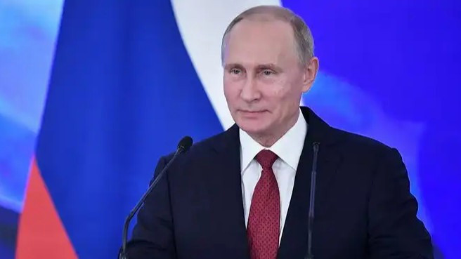 普京罕见公开承认恋爱!铁汉柔情背后,藏着怎样的政治与人性密码?