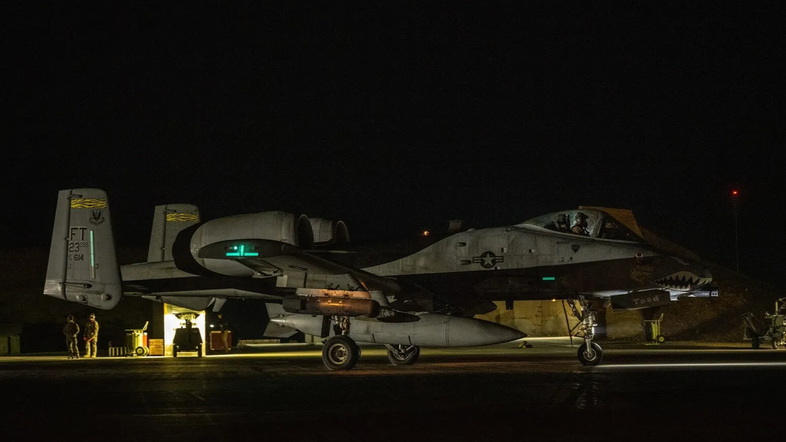 百枚导弹撕裂叙利亚夜空！美军“鹰眼行动”如何精准绞杀ISIS？