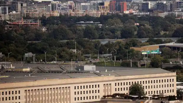 美军铁拳再砸叙利亚！数十处目标瞬间化为火海，背后是复仇还是布局？