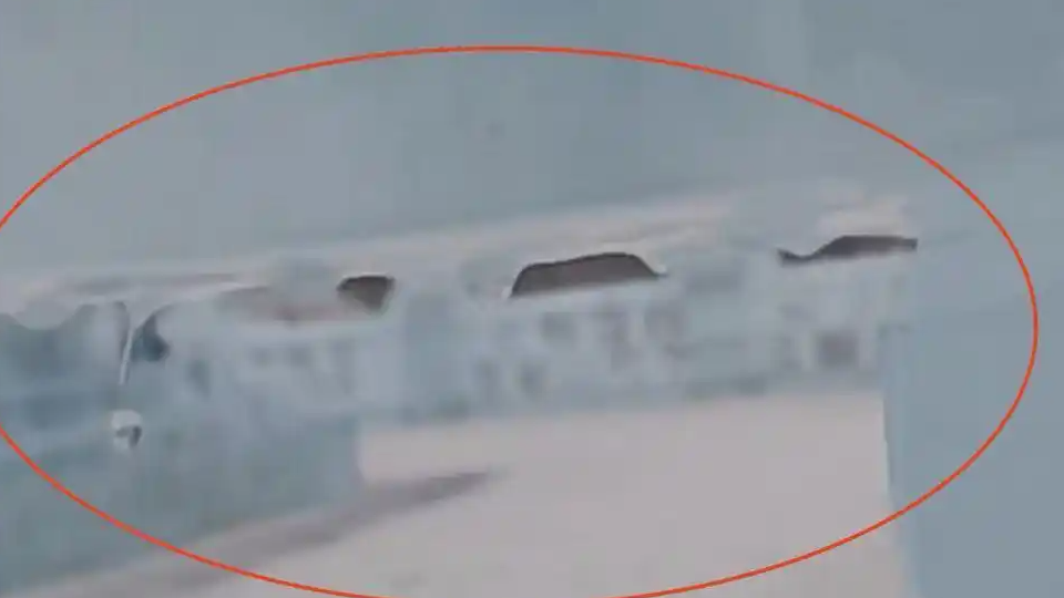 哈尔滨冰雪大世界“流泪”了？3.8℃破纪录高温，冰雕融化背后是气候警钟还是景区危机？