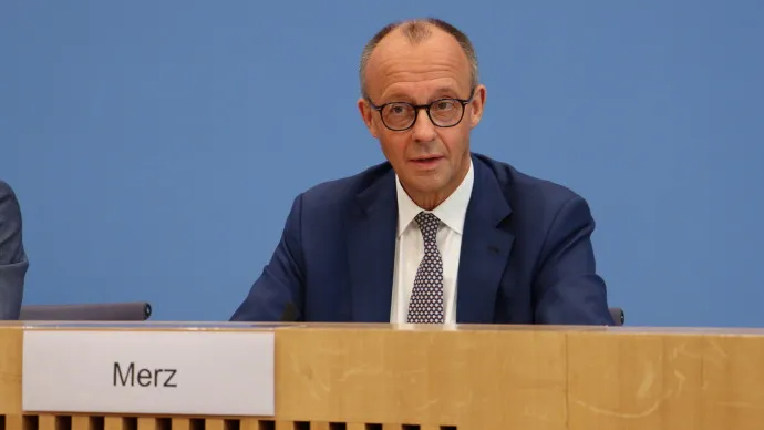 默茨的“布鲁塞尔滑铁卢”:南美自贸梦碎,援乌计划搁浅,德国总理的欧盟领导梦醒了?