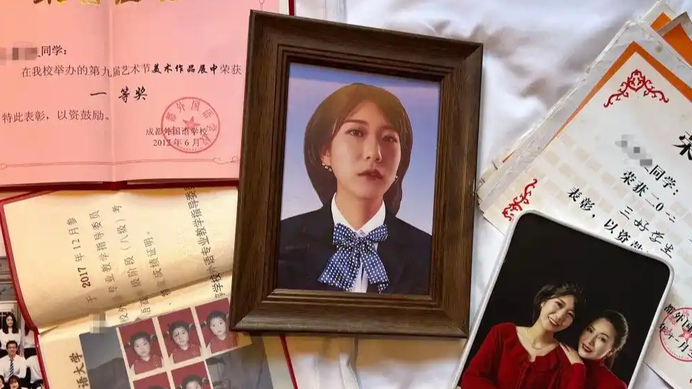 家门口的血案，死缓判决背后的“从轻”依据，刺痛了谁的神经？