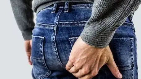 痔疮手术9天夺命！61岁母亲离世背后，是医疗失误还是生命无常？