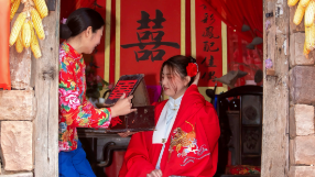 一声“姑姑”喊哭全网：17个月大的孩子，为何比大人更懂离别？